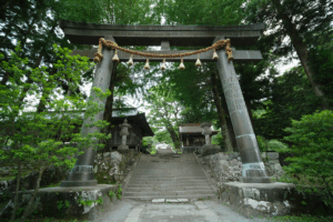 【坂間】諏訪大社上社は前宮と本宮。これはなぜ、どんな理由から？